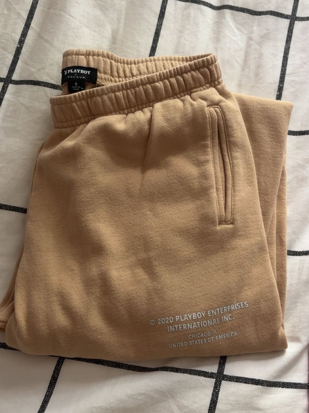 PLAYBOY by Pacsun Tan Fleece Logo Sweatpants